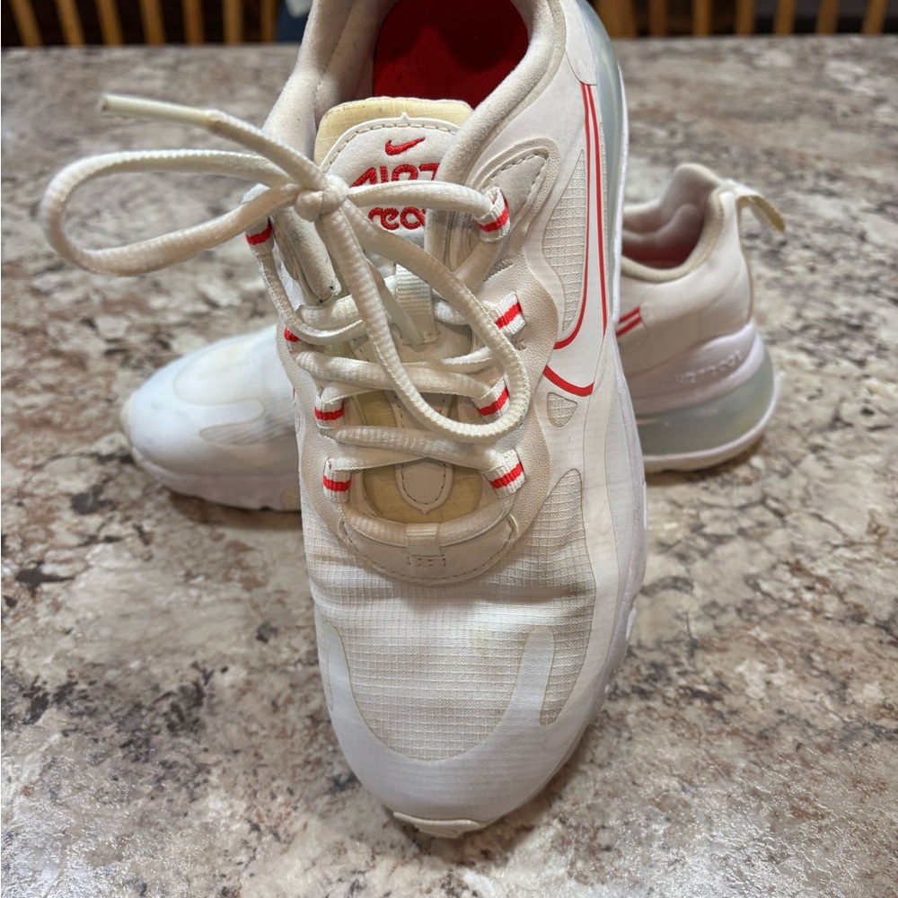 Nike White and Red Air 70 React Sneakers Classic Low-Top Design